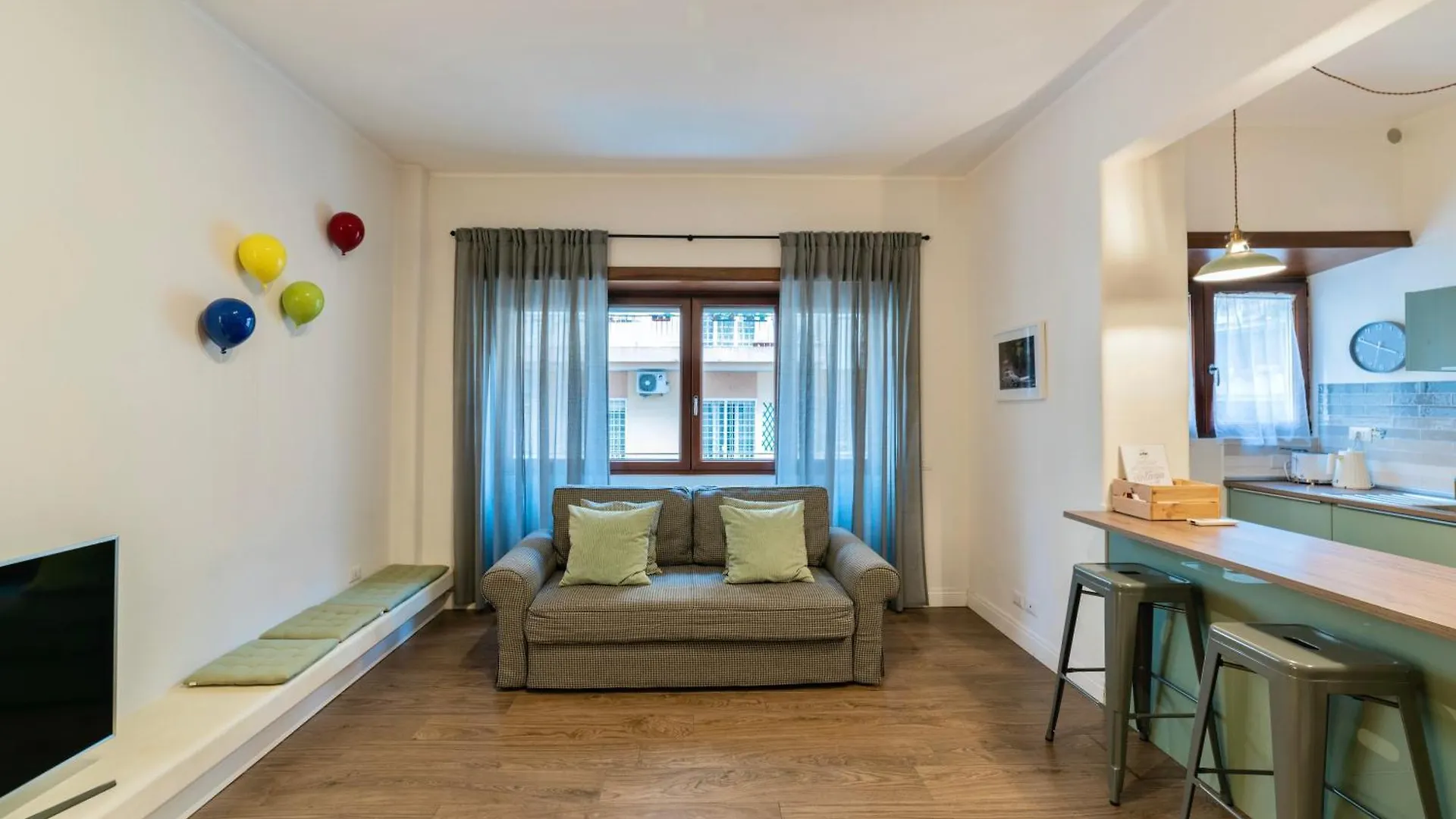 Rhome Vintage Holidays San Pietro Rome Apartment