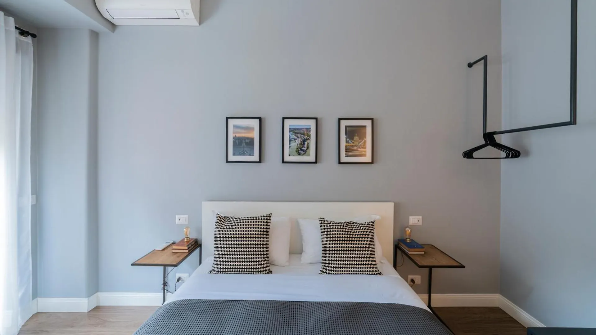 Rhome Vintage Holidays San Pietro Rome Apartment